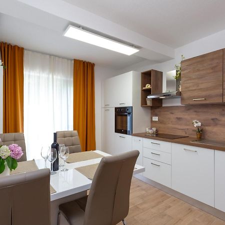 Apartment Vita Poreč Eksteriør billede